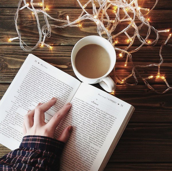20 ЛУЧШИХ КНИГ О РОЖДЕСТВЕ.1. Чарльз Диккенс "Рождественская песнь в прозе" 2. О. Генри ...