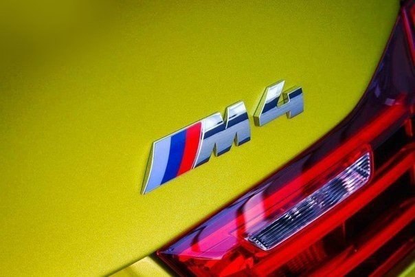 BMW M4 - 4