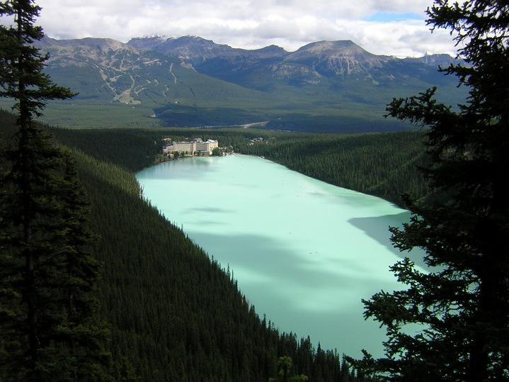   (Lake Louise)     ,  .     ... - 5