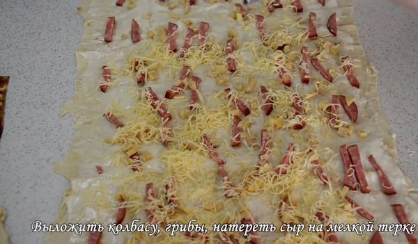 ЖАРЕНЫЙ ЛАВАШ С КОЛБАСОЙ И СЫРОМ.Ингредиенты Лаваш — 2 шт Сырок плавленый («Янтарный» ) — 100 г ... - 6