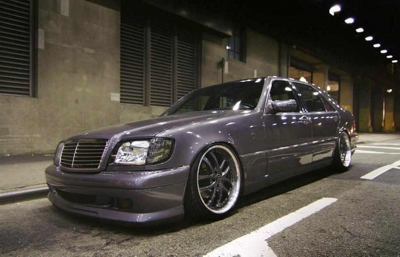 Mercedes-Benz W140