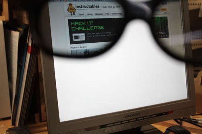      LCD . -   -   ... - 9