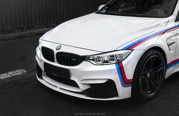 41 BMW M4 F82 M-Performance - 3