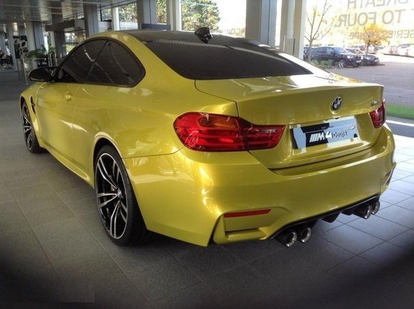 BMW M4 - 5