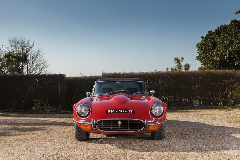 Jaguar E-type Series III V12 Roadster - 5