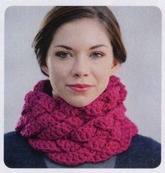 Плетёный шарф-снуд крючком