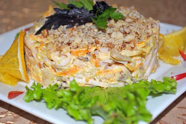 10 НЕВЕРОЯТНО ВКУСНЫХ САЛАТОВ.1) Салат «Подарок»ИНГРЕДИЕНТЫ:Этот салат уложить слоями и каждый ... - 8