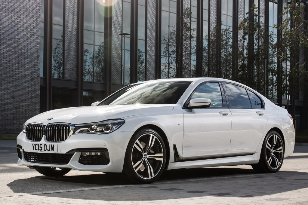 BMW 7 Series G12 - 9