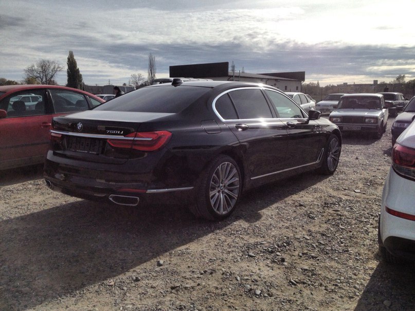  | BMW - 14  2015  07:12