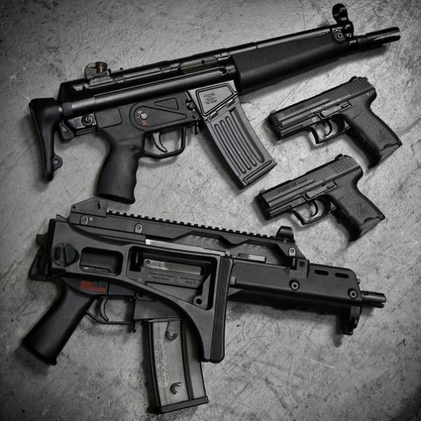  Heckler & Koch.