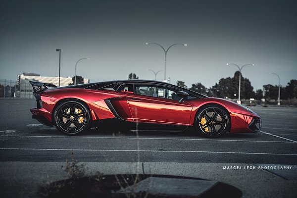 Lamborghini Aventador LP700-4 - 2