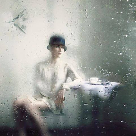 — Вы в нем немного утонули. — Это верно, — сказала я, думая не о пальто. Франсуаза Саган ...