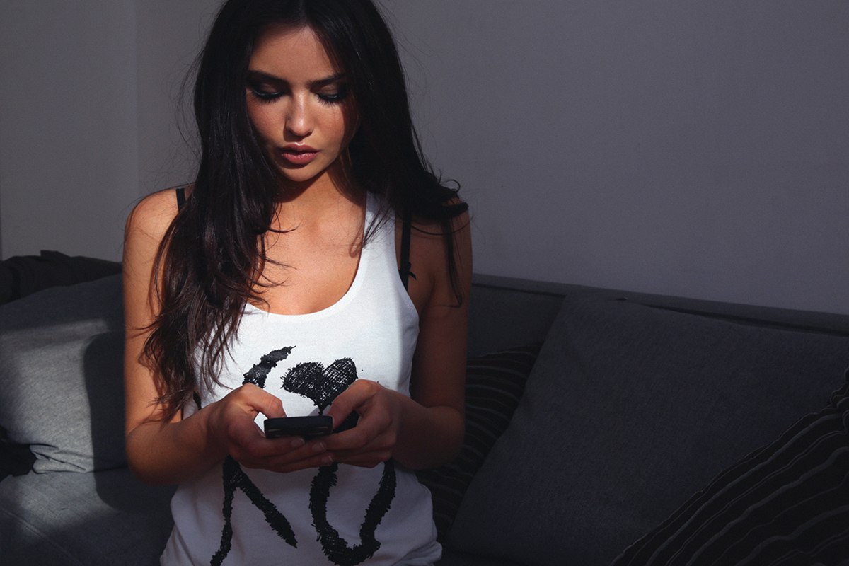 Милые девочки. Только она девочка. Красивые маленькие девчонки. Только она девочка. Девушка x.