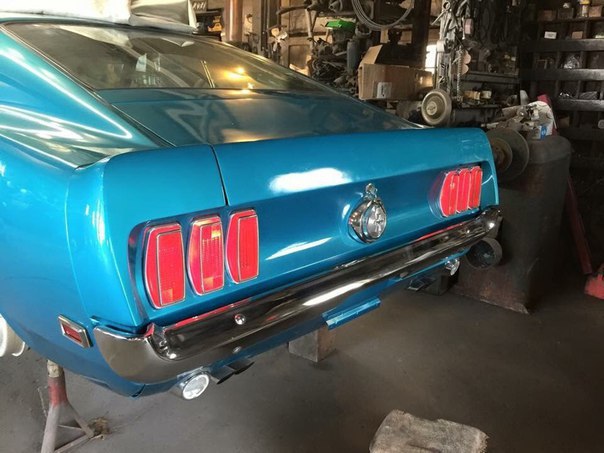   Ford Mustang 1969. - 9
