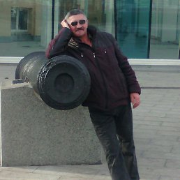 Олег, 55, Чугуев