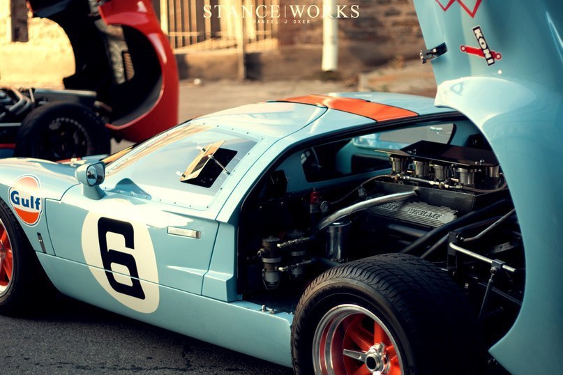 Ford GT40. - 7