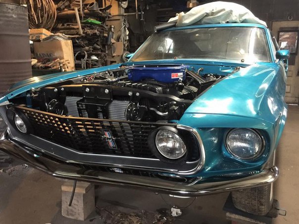   Ford Mustang 1969. - 8