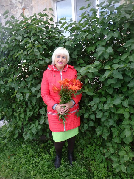 : Svetlana Lana, 50 ,       