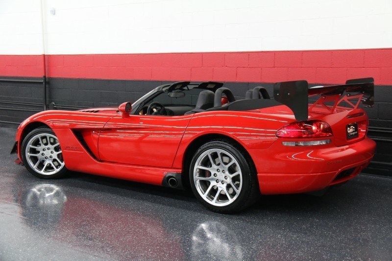 2003 Dodge Viper