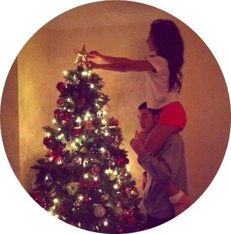 Я хочу... Новый год,много-много снега , новогоднюю суету ...и тебя рядом