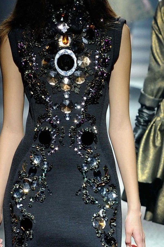 Baroque Inspired Fashion. - 6