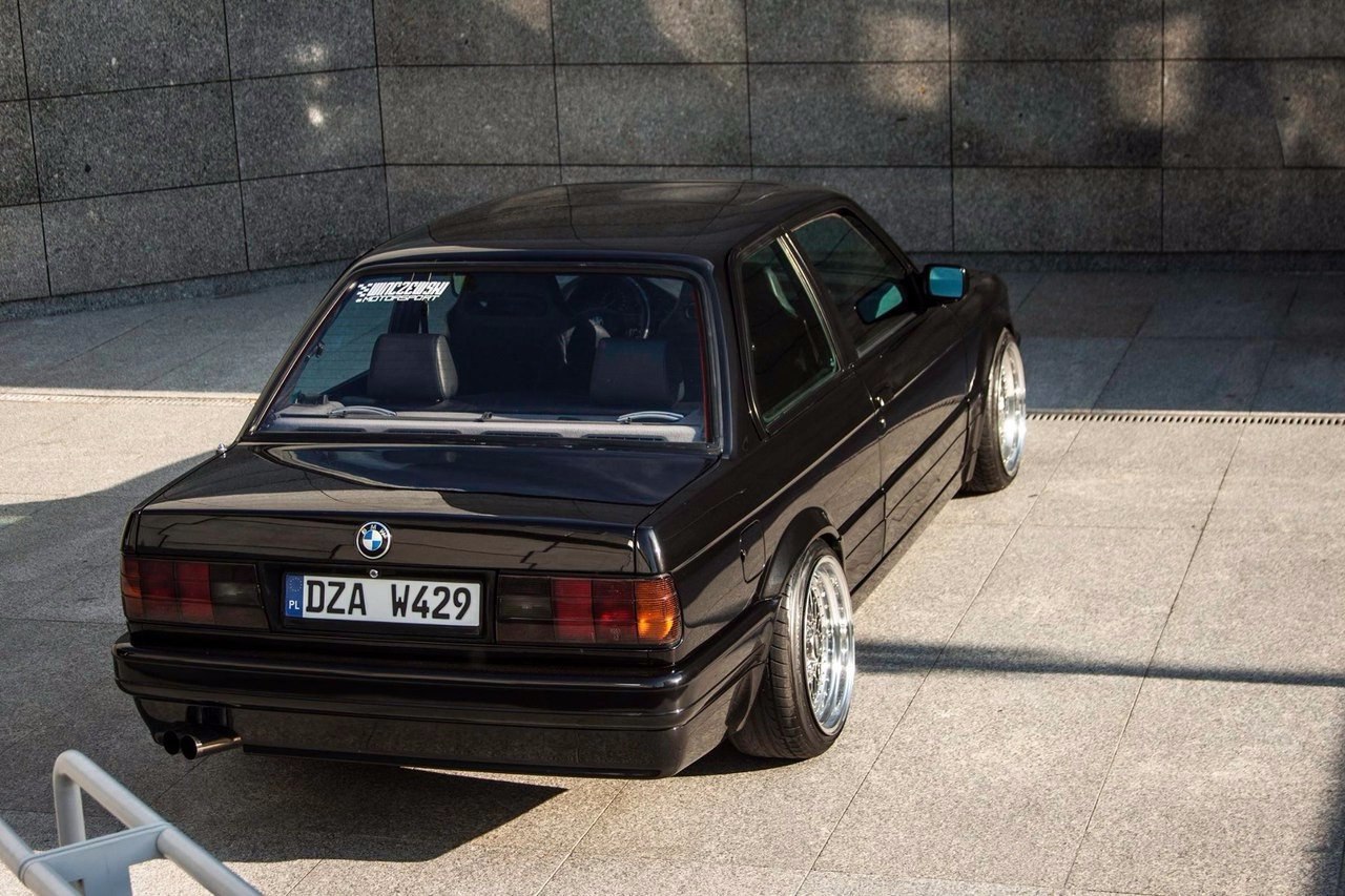 BMW e30 - 2