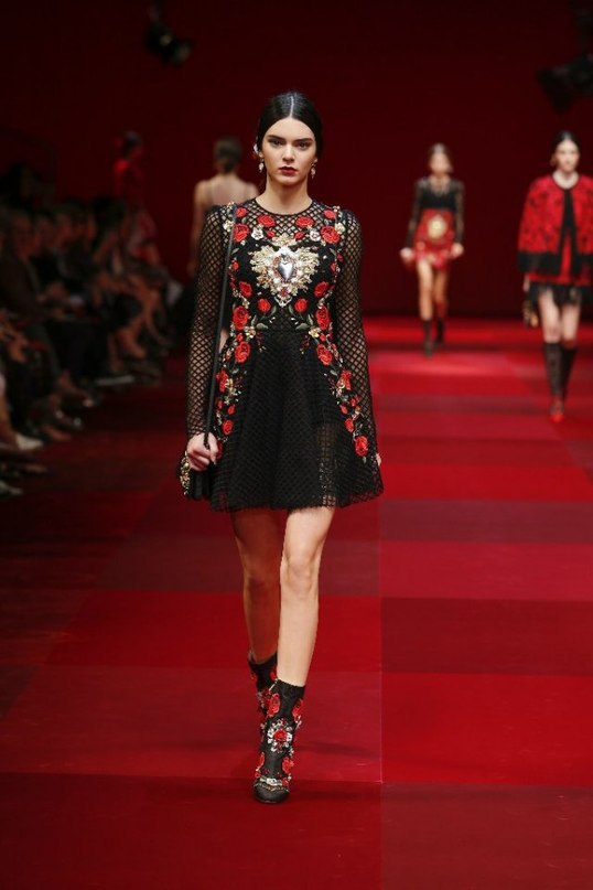 Dolce & Gabbana.  ! - 4