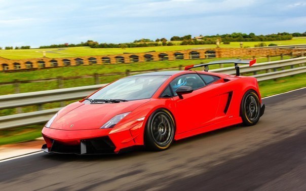 Lamborghini Gallardo STS-700