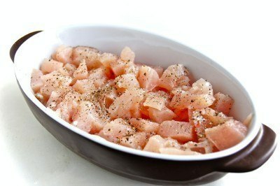 Нежная запеканка из куриного филе - cытно, вкусно и просто.Ингредиенты:- 400 гр куриного филе- 2 ... - 2