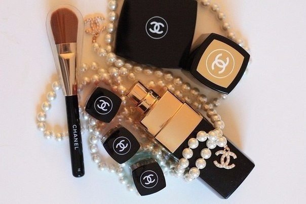 Chanel... - 5