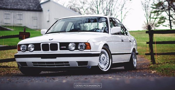 BMW M5 (E34)