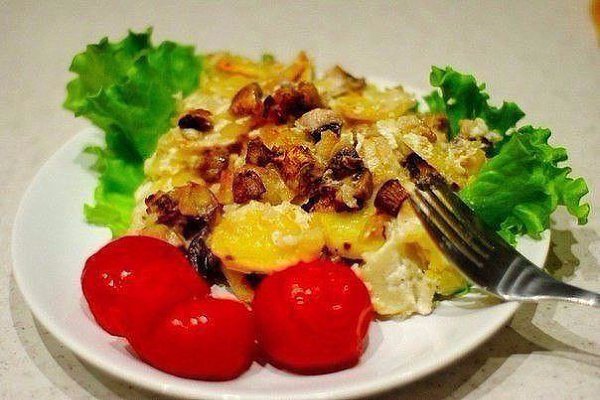 10 САМЫХ ВКУСНЫХ БЛЮД ИЗ КАРТОФЕЛЯ.1) КАРТОФЕЛЬ ПО ФРАНЦУЗСКИИНГРЕДИЕНТЫ: Картофель - 600-700 г ... - 10