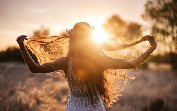 Страдает тот, кто сопротивляется неизбежному. Всё есть так, как есть. Внутреннее соглашение с этим - ...