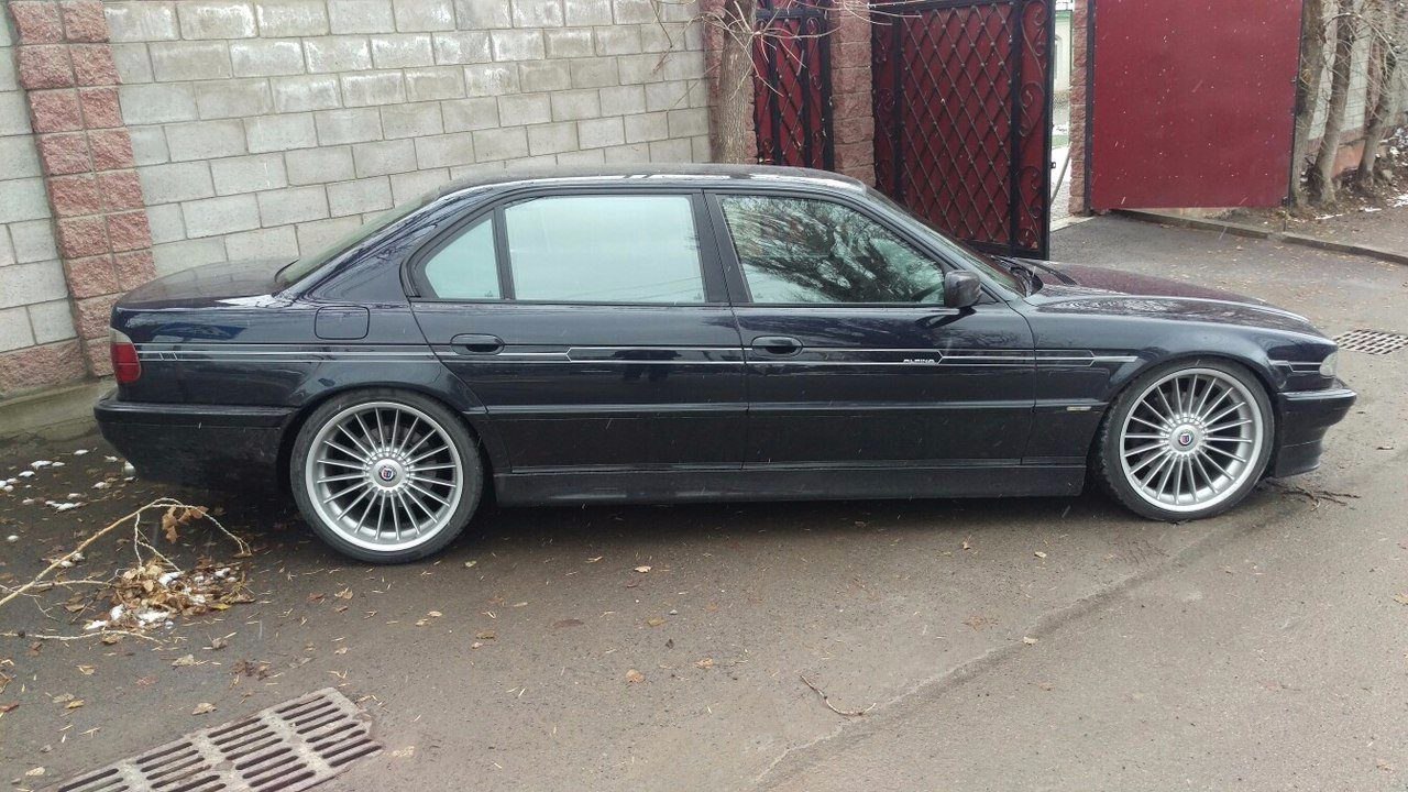 BMW 7 38