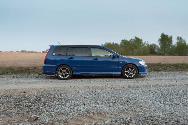 Продам или обменяю. Mitsubishi lancer ralliart 2001г.в. Семейный спорт-вагон,полностью оригинал, ...