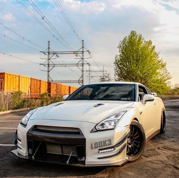 Nissan R35 GT-R - 5