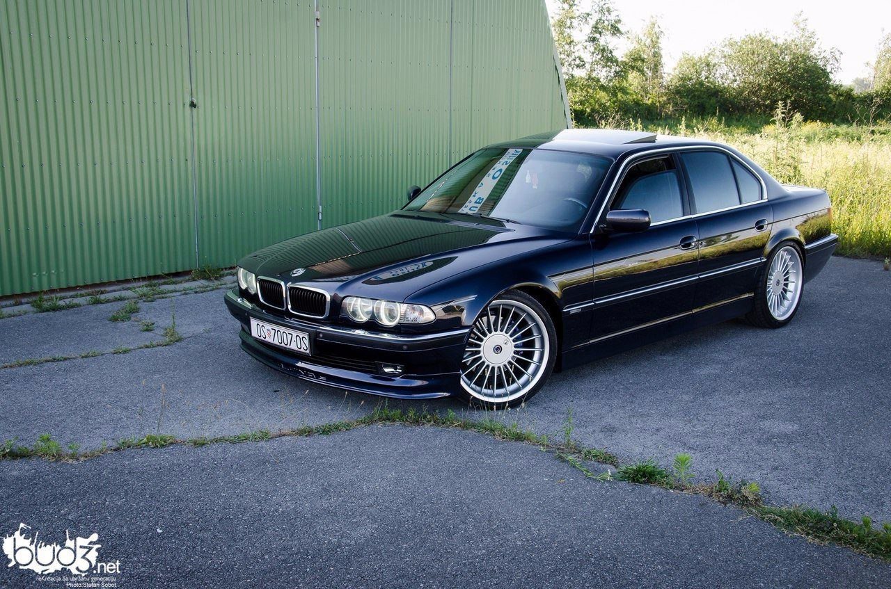 BMW 740d (E38)