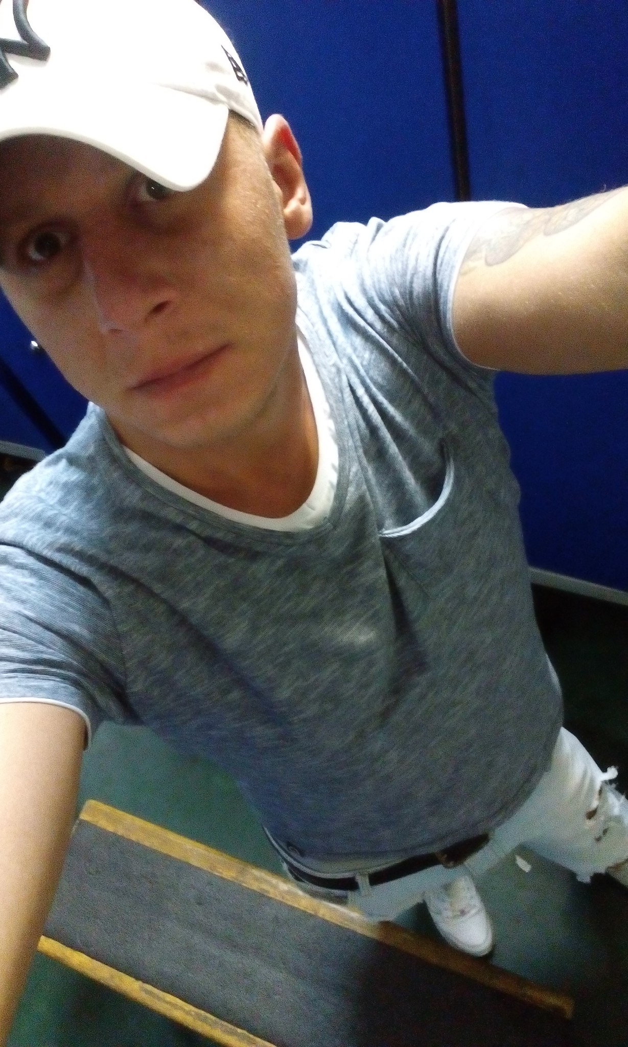   - 3  2016  16:29
