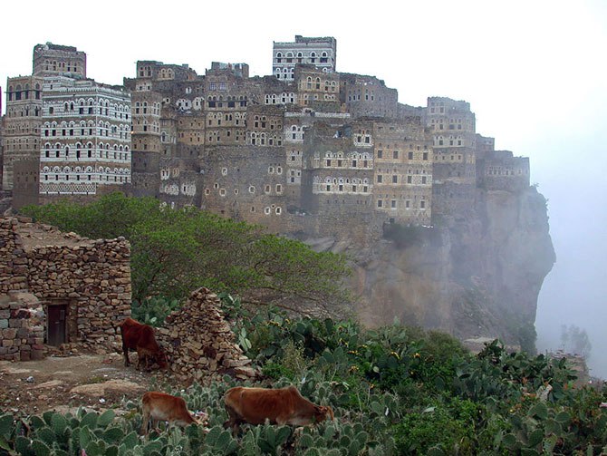 -- (Dar Al-Hajar) , 