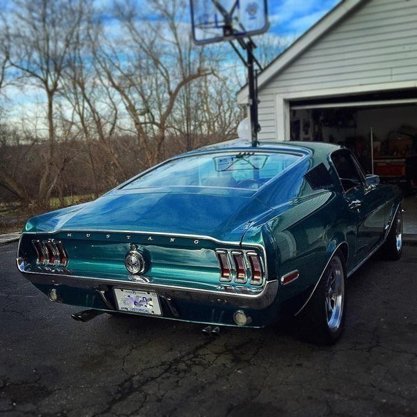 1968 Ford Mustang Fastback - 7