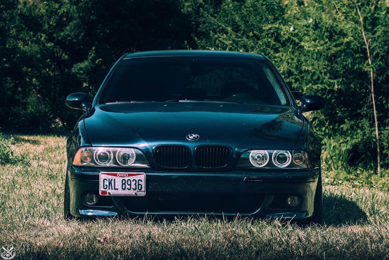 BMW (E39)