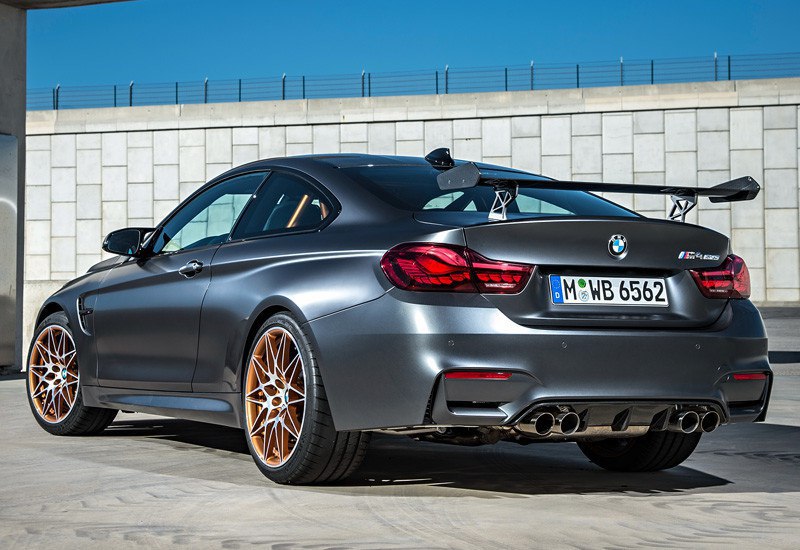 BMW M4 GTS.  305 /  100 / 3.8   500 ... - 3