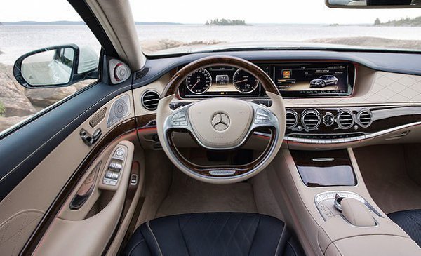  Mercedes S Class.   