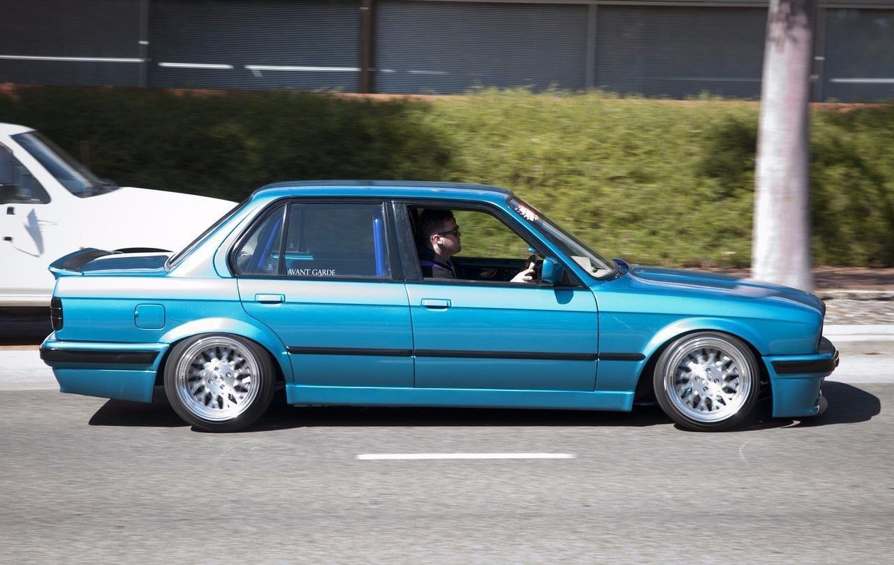 BMW E30