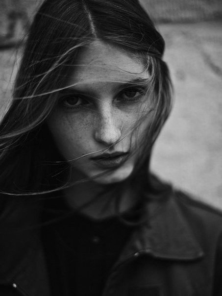 Мы сошлись на том, что в мужиках нас заводит главным образом ум, потому что только умный мужчина ...