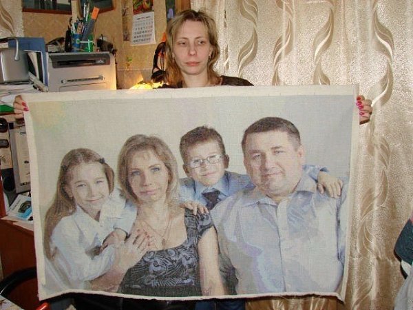 Женщина полтора года вышивала крестиком. Более трехсот тысяч крестиков