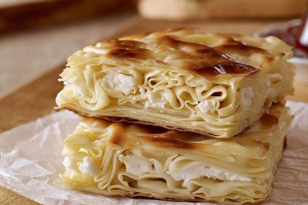 Ачма с творогом. Очень вкусно! На 100 гр - 132.61 ккал белки - 10.96 жиры - 3.96 углеводы -13.18 ...