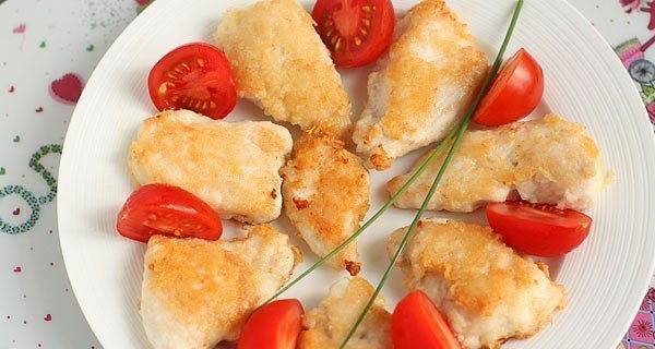 КУРИНЫЕ НАГГЕТСЫ.Вам понадобится:Куриная грудка 400 гСыр твердых сортов (Пармезан, Грюйер, Грана ...