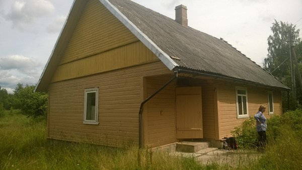Продаётся большой, жилой, зимний дом со всеми удобствами на хуторе в Печорском р-не Псковской ... - 2