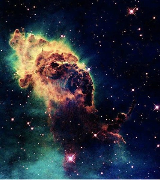 Кто-то может видеть здесь красоту и величие вселенной, но я вижу дерущихся котов